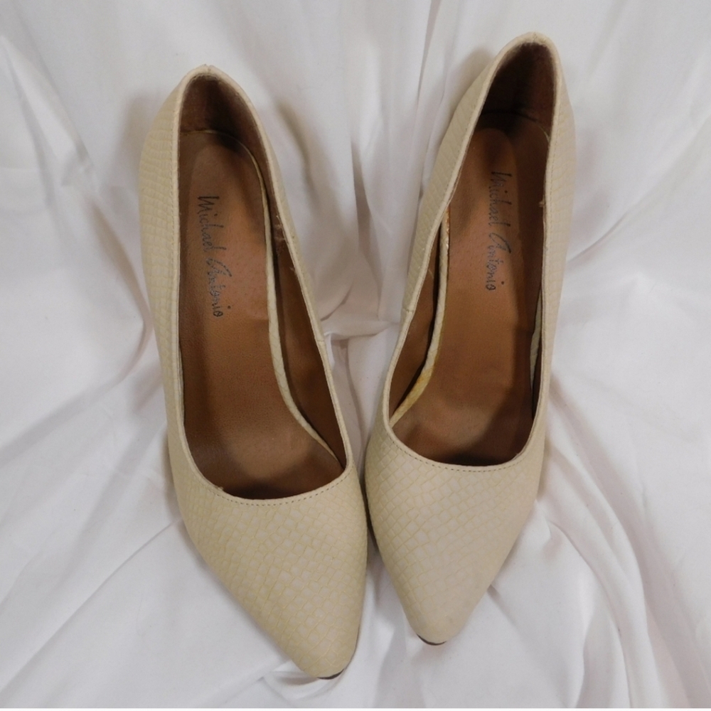 Michael Antonio heels